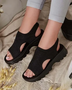 Sandały Płaskie^Royalfashion Sandałki damskie z cholewką i cyrkoniami Alebin czarny