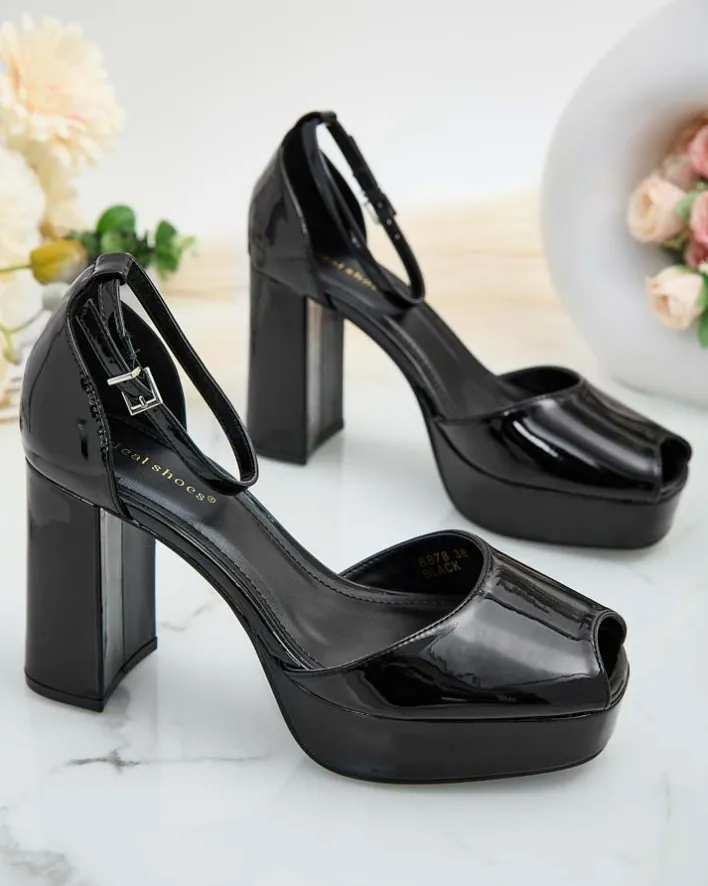 Buty Na Wielkie Wyjście|Sandały Na Słupku^Royalfashion Sandały damskie na słupku lakierowane Lefeyoa czarny