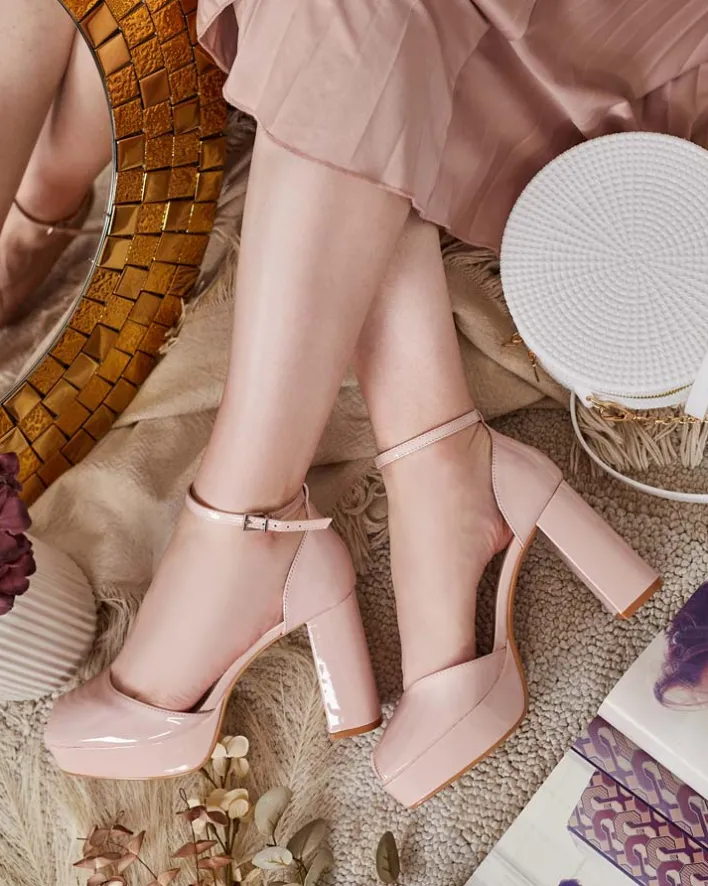 Buty Na Wielkie Wyjście|Sandały Na Słupku^Royalfashion Sandały damskie na słupku lakierowane Lefeyoa beżowy