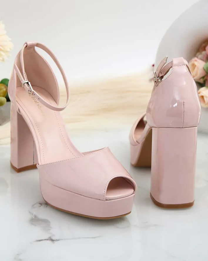 Buty Na Wielkie Wyjście|Sandały Na Słupku^Royalfashion Sandały damskie na słupku lakierowane Lefeyoa beżowy