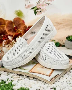 Półbuty|Mokasyny Na Płaskiej Podeszwie^Royalfashion Skórzane mokasyny damskie Nafis biały