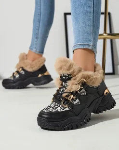 Śniegowce|Sneakersy^Royalfashion Sportowe buty damskie z futerkiem w kolorze m Reyma czarny