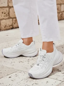 Ugc|Sneakersy^Royalfashion Sportowe sneakersy damskie na grubszej podeszwie Roality biały