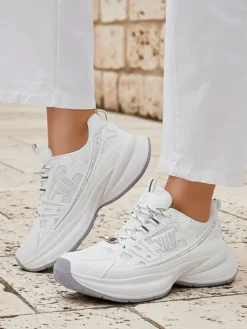 Ugc|Sneakersy^Royalfashion Sportowe sneakersy damskie na grubszej podeszwie Roality biały