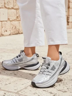 Ugc|Sneakersy^Royalfashion Sportowe sneakersy damskie na grubszej podeszwie Roality srebrny