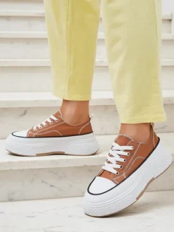 Ugc|Trampki^Royalfashion Trampki damskie na platformie Beemes Ciemnobrązowy