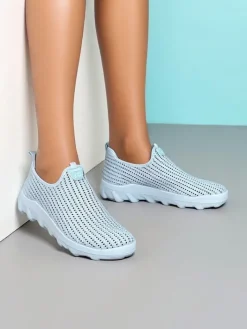 Bieganie, Ćwiczenia I Trening^Royalfashion Wsuwane damskie materiałowe buty sportowe Eraste Jasnoniebieski