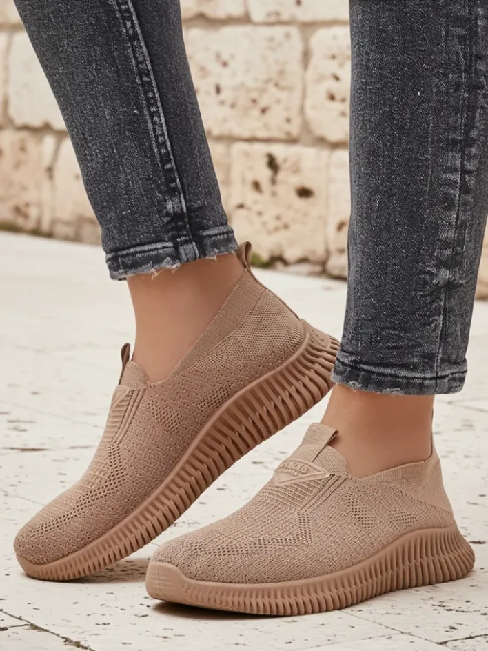 Sportowe|Bieganie, Ćwiczenia I Trening^Royalfashion Wsuwane damskie materiałowe buty sportowe Serra jasny brązowy