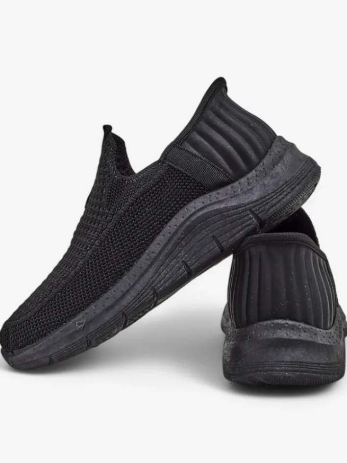 Ugc|Bieganie, Ćwiczenia I Trening^Royalfashion Wsuwane damskie materiałowe buty sportowe Secat czarny