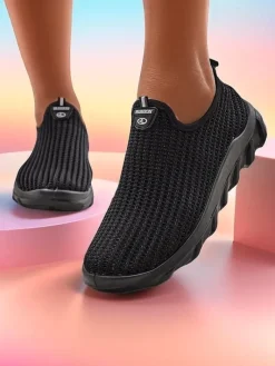 Bieganie, Ćwiczenia I Trening^Royalfashion Wsuwane damskie materiałowe buty sportowe Erra czarny