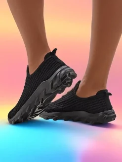 Bieganie, Ćwiczenia I Trening^Royalfashion Wsuwane damskie materiałowe buty sportowe Erra czarny