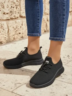 Ugc|Sportowe^Royalfashion Wsuwane damskie materiałowe buty sportowe Royaletta czarny