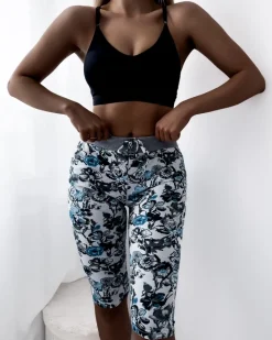 Spodenki 3/4|Krótkie Spodenki^Royalfashion Wzorzyste spodenki damskie 3/4 w kolorze biało- turkusowym biały