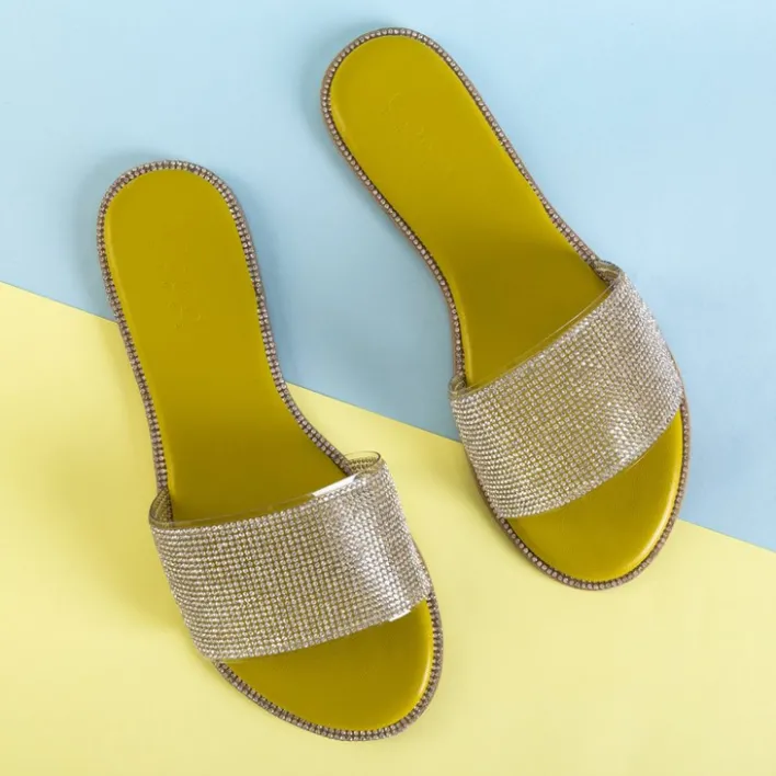 Klapki Płaskie^Royalfashion Zielone damskie klapki z cyrkoniami Verina zielony