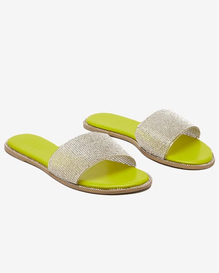 Klapki Płaskie^Royalfashion Zielone damskie klapki z cyrkoniami Verina zielony