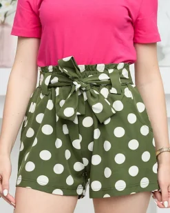 Szorty|Krótkie Spodenki^Royalfashion Zielone damskie materiałowe krótkie spodenki w groszki zielony