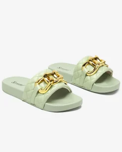 Klapki Płaskie^Royalfashion Zielone damskie pikowane klapki ze złotym łańcuszkiem Eteris zielony
