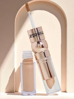 Twarz^Royalfashion Rozświetlacz w sztyfcie i korektor w płynie do twarzy 2w1 Golden Beige