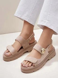 Sandały Płaskie^Royalfashion Sandały damskie beżowe Callista na platformie z zamszu beżowy