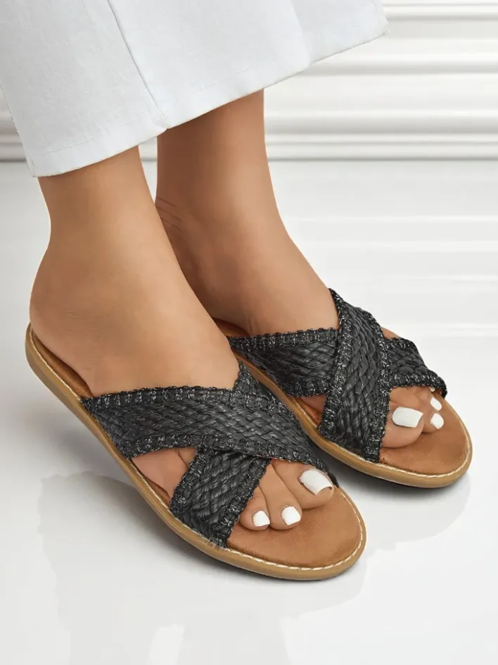 Klapki Płaskie^Royalfashion Sandały damskie Calista Nero płaskie, czarna plecionka, skóra ekologiczna czarny