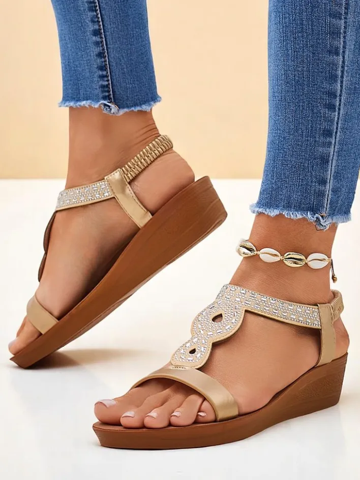 Sandały Na Koturnie^Royalfashion Sandały damskie na koturnie Aurelia złote skóra ekologiczna złoty