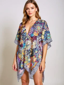Narzutka Plażowa|Bluzki / Koszule / Koszulki^Royalfashion Sukienka Pareo Ariadna , wielokolorowa, dekolt w serek Wielokolorowe