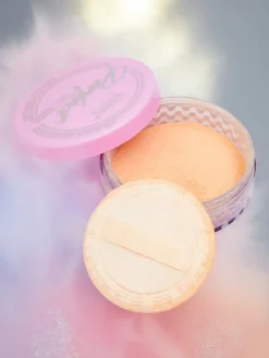 Twarz^Royalfashion Sypki puder do twarzy z efektem naturalnego wykończenia Honey Bronze