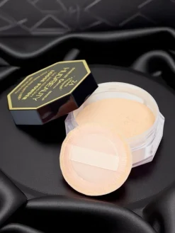 Twarz^Royalfashion Sypki puder do twarzy z efektem naturalnego wykończenia Satin