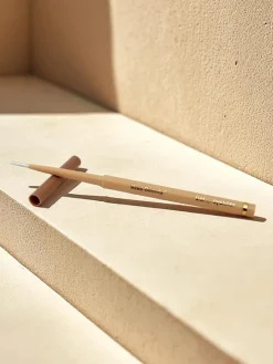 Oczy^Royalfashion Wodoodporna kredka do oczu biały